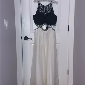 beautiful black and white prom dress